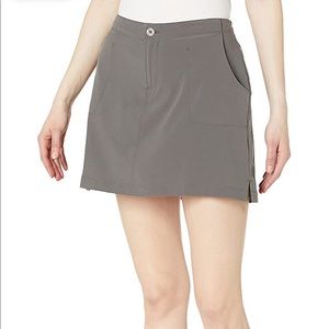 White Sierra skort medium in Castle Rock